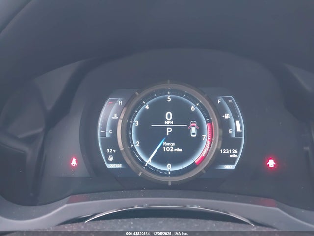 Продажа на аукционе авто 2015 Lexus Is 250, vin: JTHCF1D26F5018400, номер лота: 43820584