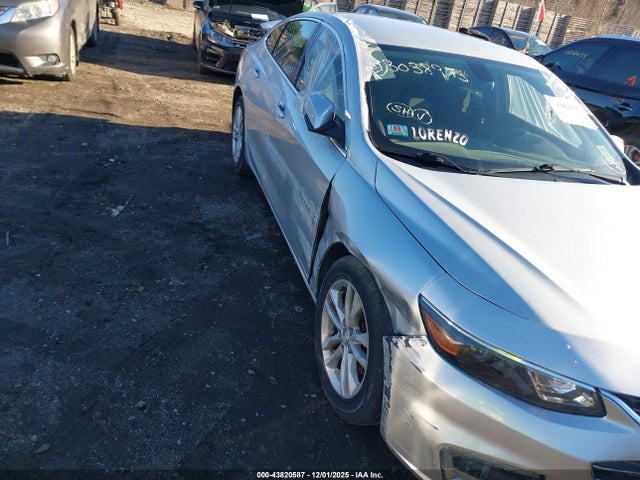 1G1ZE5ST4HF172675 Chevrolet MALIBU 1LT