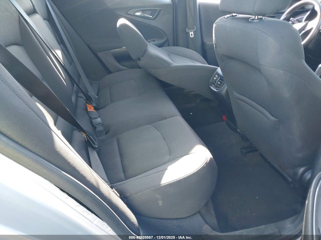 1G1ZE5ST4HF172675 Chevrolet MALIBU 1LT