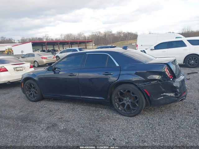 2019 Chrysler 300 300s მანქანა იყიდება აუქციონზე, vin: 2C3CCABG1KH515807, აუქციონის ნომერი: 43820588