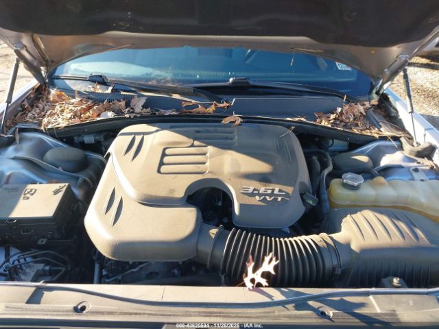 2017 CHRYSLER 300 2C3CCABG9HH663194 Photo 9