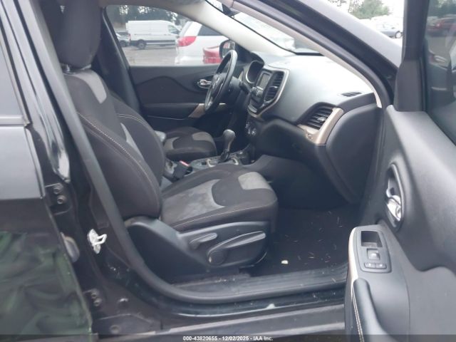 2017 JEEP CHEROKEE 1C4PJMAB9HW633642 Photo 4