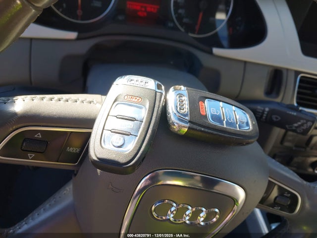 2010 AUDI A4 WAUSFAFL4AA129172 Photo 10