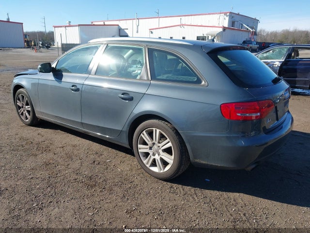 2010 AUDI A4 WAUSFAFL4AA129172 Photo 2