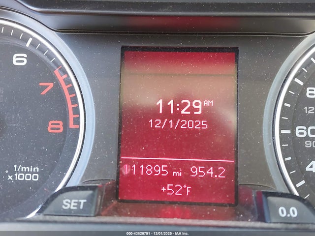 2010 AUDI A4 WAUSFAFL4AA129172 Photo 6