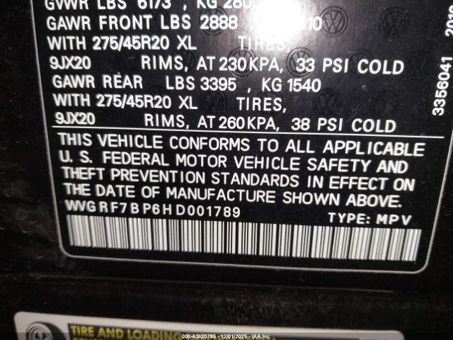 2017 VOLKSWAGEN TOUAREG WVGRF7BP6HD001789 Photo 8