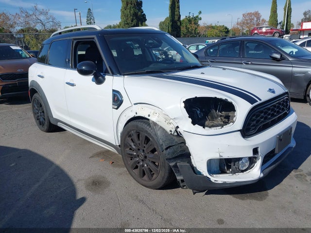 2019 MINI COUNTRYMAN WMZYT3C5XK3E95587 Photo 0