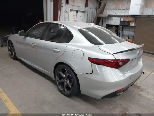 2017 ALFA ROMEO GIULIA ZARFAECN4H7541881 Photo 2