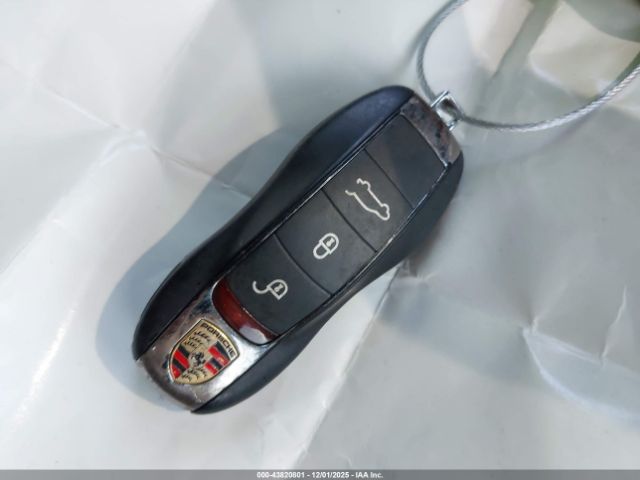 2018 PORSCHE MACAN WP1AA2A55JLB24996 Photo 10