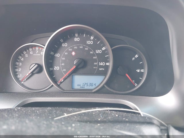 Toyota RAV4 LE 2016 JTMZFREV4GJ060902 Image 7