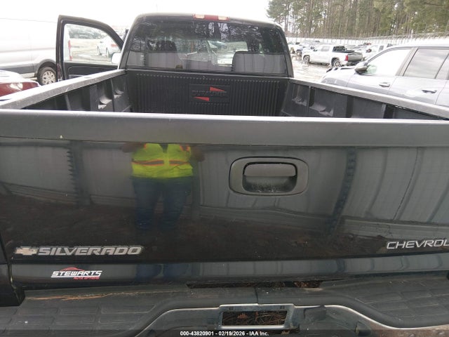 Продаж на аукціоні авто 2004 Chevrolet Silverado 3500 Ls, vin: 1GCJC39U84E202015, номер лоту: 43820901