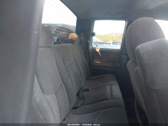Продаж на аукціоні авто 2004 Chevrolet Silverado 3500 Ls, vin: 1GCJC39U84E202015, номер лоту: 43820901