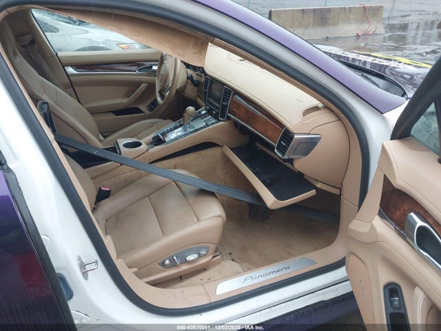 2012 PORSCHE PANAMERA WP0AA2A71CL017627 Photo 4