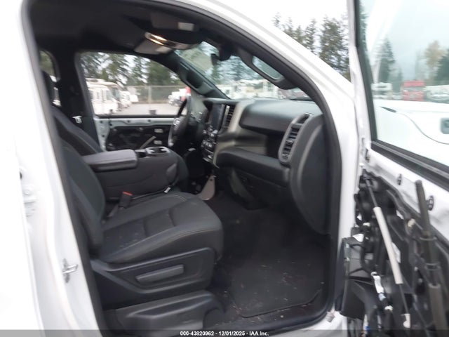 RAM 1500 2025 1C6RRFCG6SN749875 Image 5
