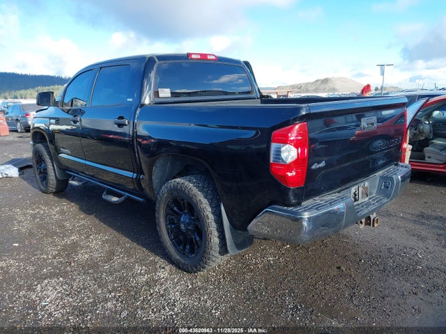 5TFDY5F18HX620038 Toyota Tundra Sr5 5.7l V8