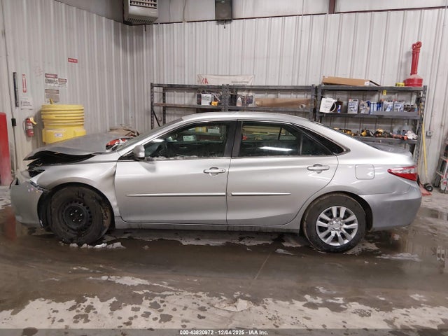 Toyota CAMRY LE 2016 4T4BF1FK8GR576283 Image 13