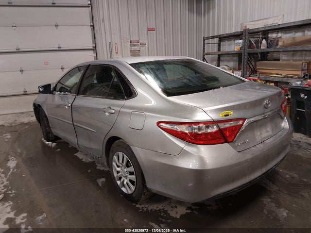 Toyota CAMRY LE 2016 4T4BF1FK8GR576283 Image 3