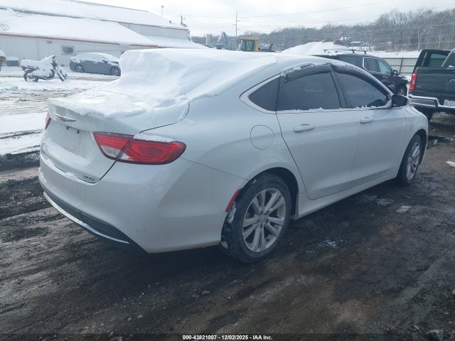 2015 CHRYSLER 200 1C3CCCAB5FN557590 Photo 3