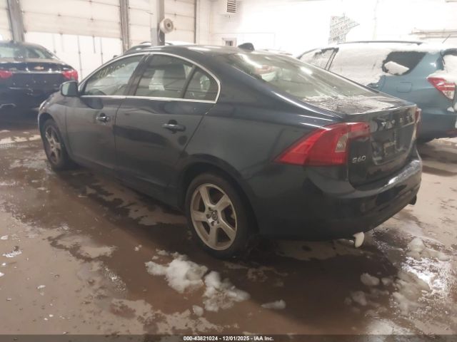 2013 VOLVO S60 YV1612FS0D1212841 Photo 2