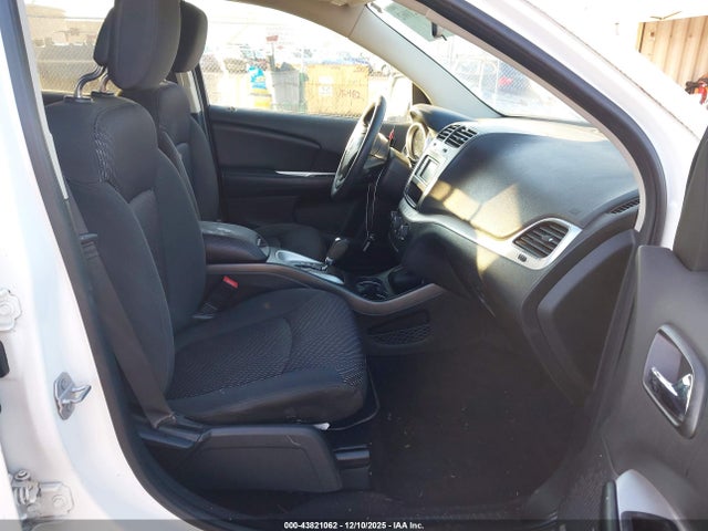 3C4PDCBG4GT145750 Dodge Journey Sxt