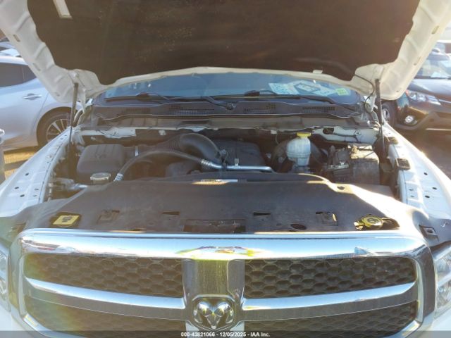 2019 RAM 1500 CLASSIC 1C6RR6TT2KS657886 Photo 9