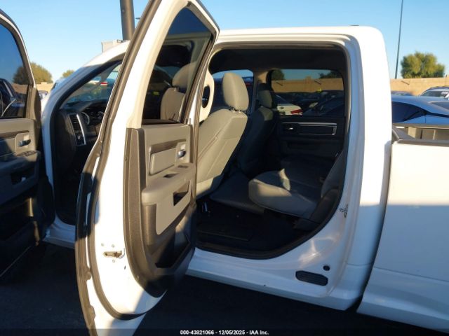 2019 RAM 1500 CLASSIC 1C6RR6TT2KS657886 Photo 7