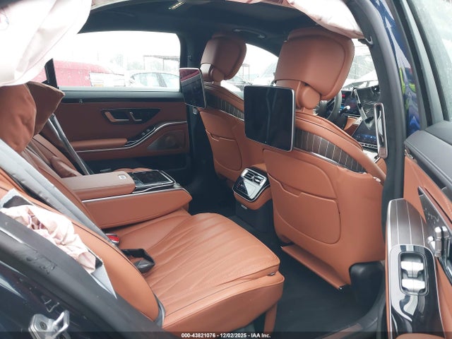 2024 MERCEDES-BENZ AMG S 63 E W1K6G8CB4RA285736 Photo 7