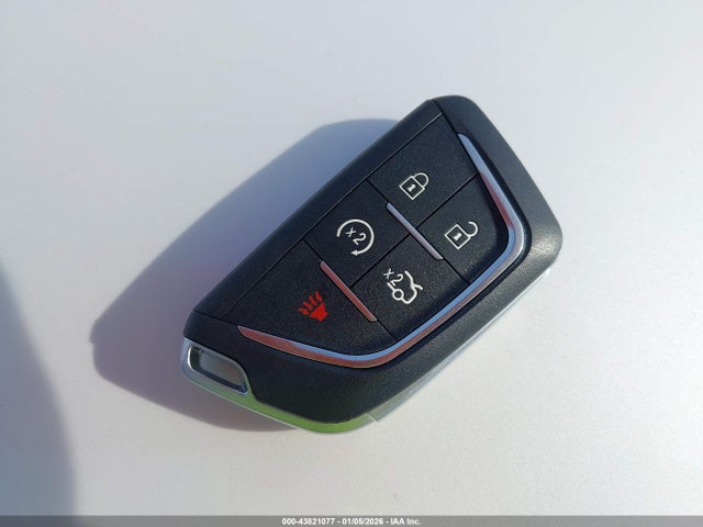 2025 CADILLAC XT4 1GYFZDR48SF133290 Photo 10