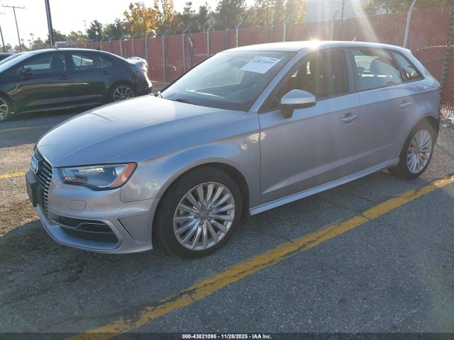 2016 AUDI A3 E-TRON WAUUPBFF6GA128166 Photo 1