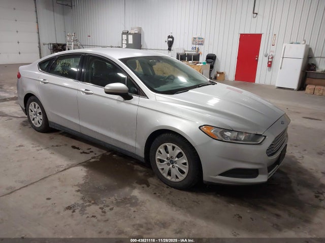 Продажа на аукционе авто 2014 Ford Fusion S, vin: 1FA6P0G76E5358700, номер лота: 43821118