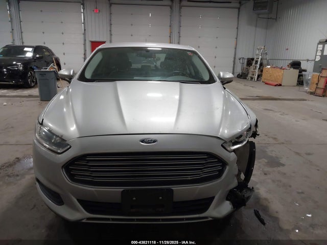 Продажа на аукционе авто 2014 Ford Fusion S, vin: 1FA6P0G76E5358700, номер лота: 43821118