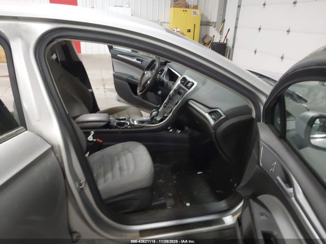 Продажа на аукционе авто 2014 Ford Fusion S, vin: 1FA6P0G76E5358700, номер лота: 43821118
