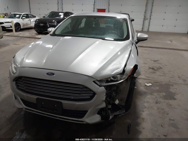 Продажа на аукционе авто 2014 Ford Fusion S, vin: 1FA6P0G76E5358700, номер лота: 43821118