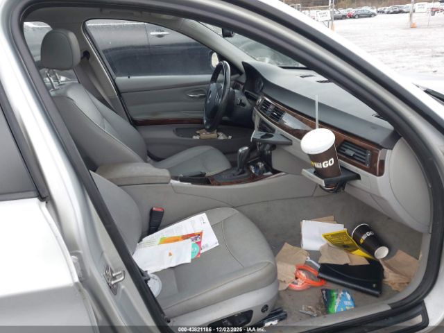 2011 BMW 328I WBAPH7C5XBE683142 Photo 4