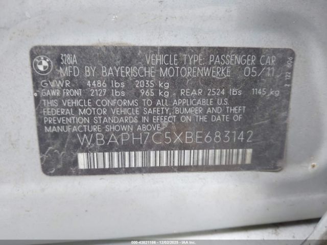 2011 BMW 328I WBAPH7C5XBE683142 Photo 8