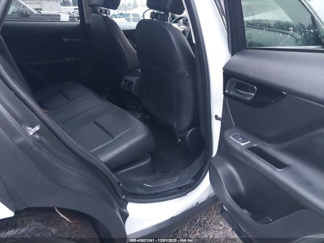 Jaguar F-pace 25t Premium 2019 SADCJ2FX0KA367878 Image 17
