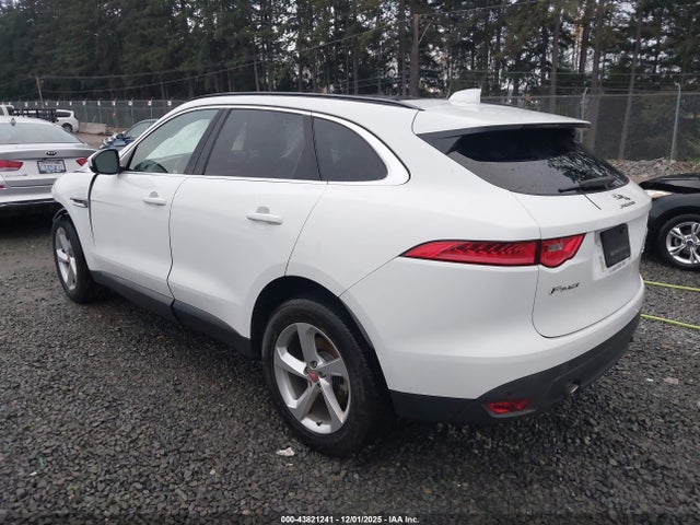 2019 JAGUAR F-PACE SADCJ2FX0KA367878 Photo 2