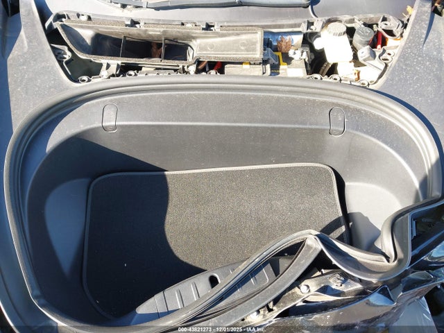 2018 TESLA MODEL 3 5YJ3E1EB8JF170351 Photo 9