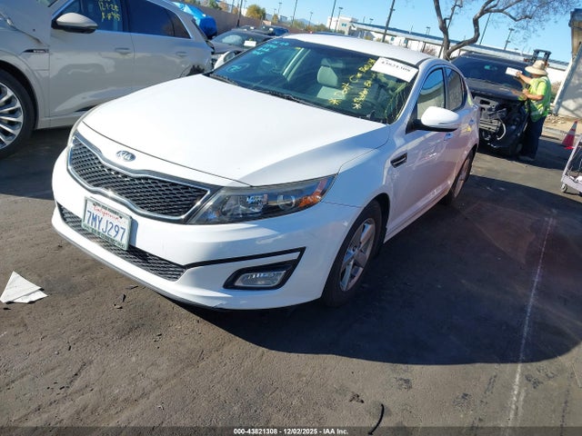 5XXGM4A72FG430500 KIA Optima Lx