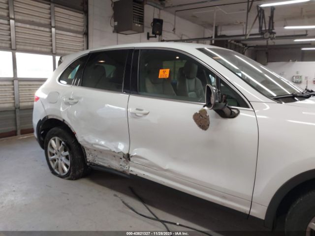 2013 PORSCHE CAYENNE WP1AA2A25DLA03850 Photo 5