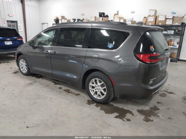 2022 CHRYSLER PACIFICA 2C4RC1BG2NR134200 Photo 2