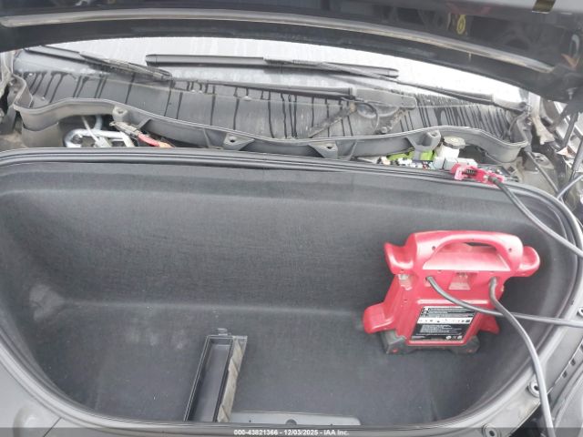 2018 TESLA MODEL X 5YJXCBE20JF136434 Photo 9