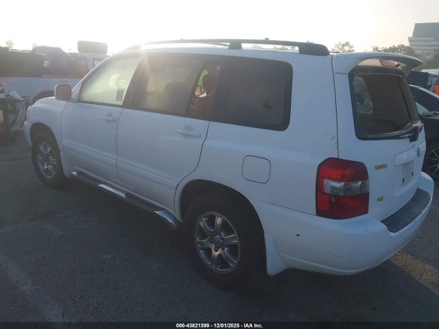 2006 TOYOTA HIGHLANDER JTEGP21A660105417 Photo 2