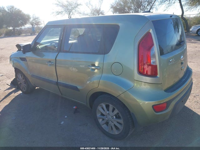 2013 KIA SOUL KNDJT2A62D7631761 Photo 2