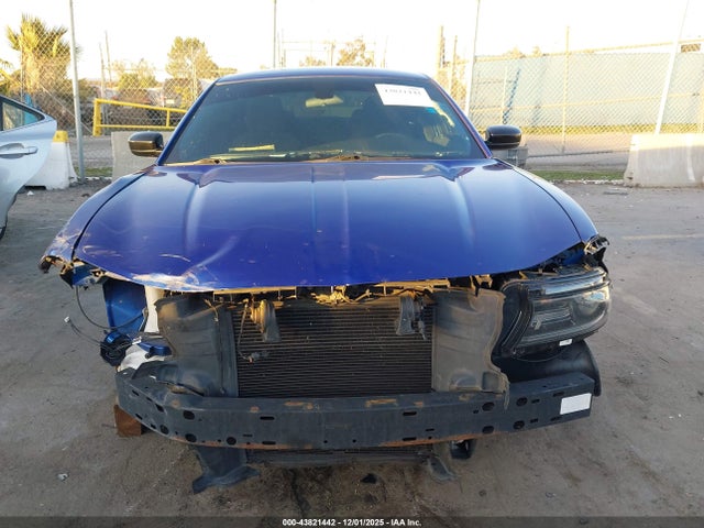 43821442 :رقم المزاد ، 2C3CDXBG0JH197077 vin ، 2018 Dodge Charger Sxt Rwd مزاد بيع