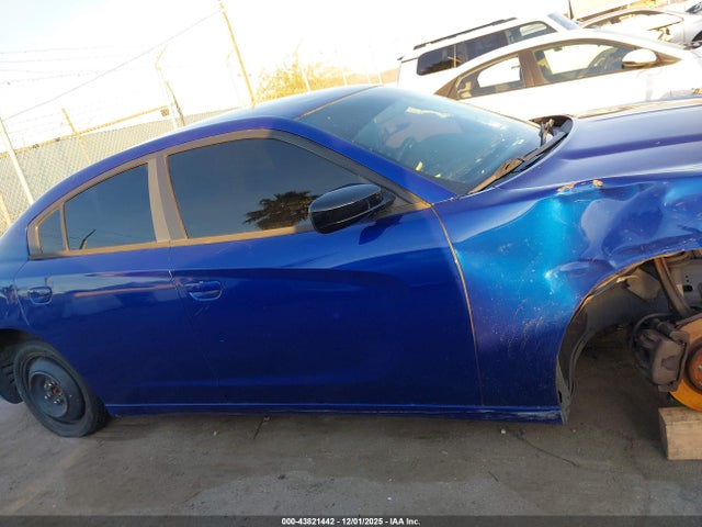 43821442 :رقم المزاد ، 2C3CDXBG0JH197077 vin ، 2018 Dodge Charger Sxt Rwd مزاد بيع