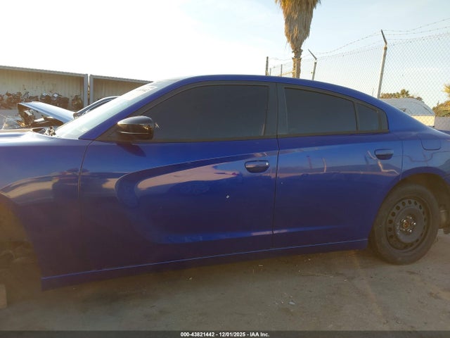 43821442 :رقم المزاد ، 2C3CDXBG0JH197077 vin ، 2018 Dodge Charger Sxt Rwd مزاد بيع