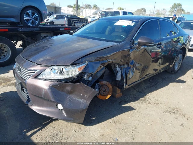 43821455 :رقم المزاد ، JTHBK1GG0D2017627 vin ، 2013 Lexus Es 350 مزاد بيع