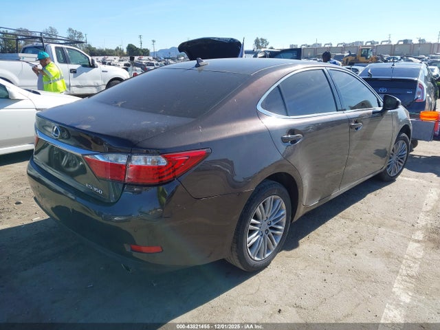 43821455 :رقم المزاد ، JTHBK1GG0D2017627 vin ، 2013 Lexus Es 350 مزاد بيع
