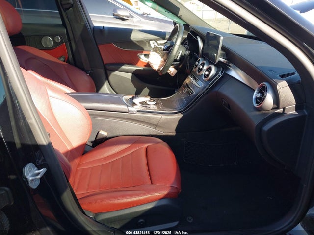 55SWF4JBXGU113156 Mercedes-Benz C 300 Sport